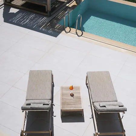 Luxury Ammos In Style *